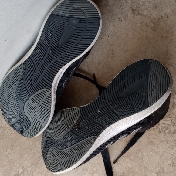 Adidas - Picture 5 of 7